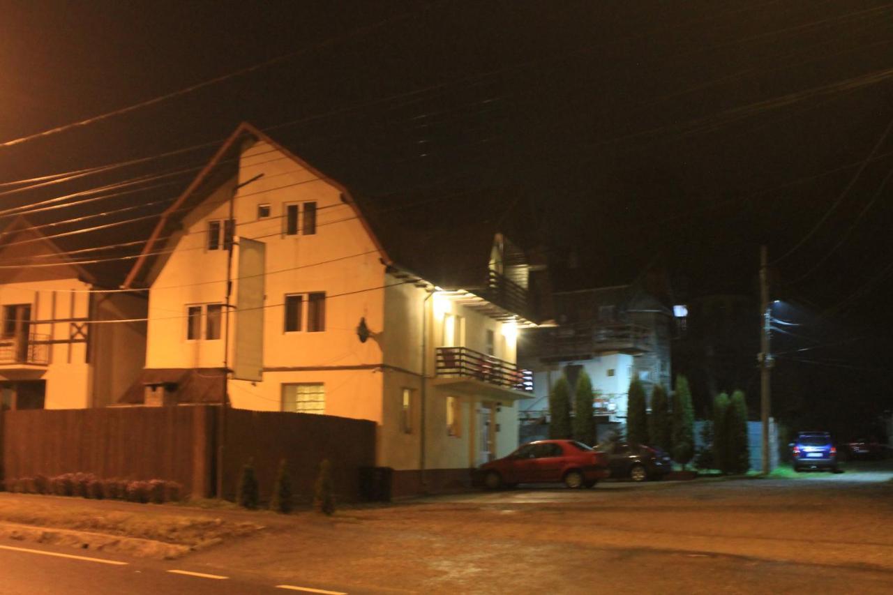 Vila Casa Ta シナヤ エクステリア 写真